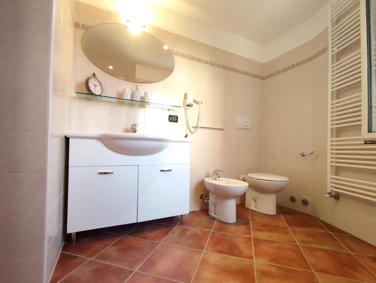 B&B Villa Regina Brunate Eksteriør billede